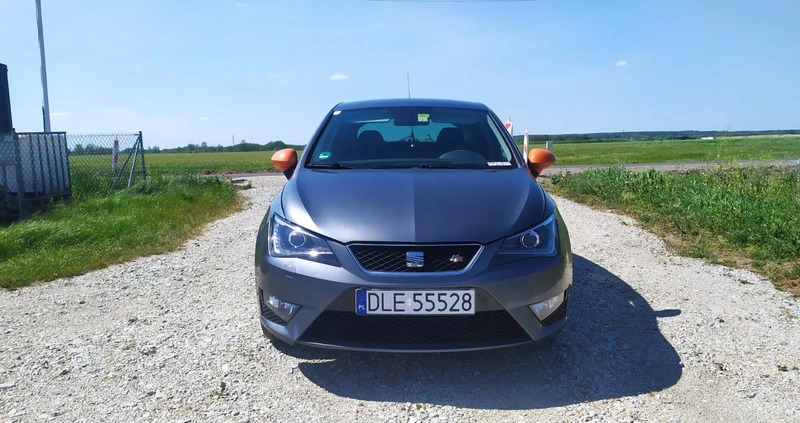 Seat Ibiza cena 27700 przebieg: 170000, rok produkcji 2013 z Legnica małe 56